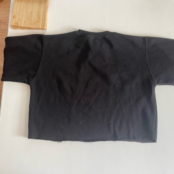 Brandy Melville vintage “Honey” Cropped Sweatshirt in Black! - Picture 3 of 3